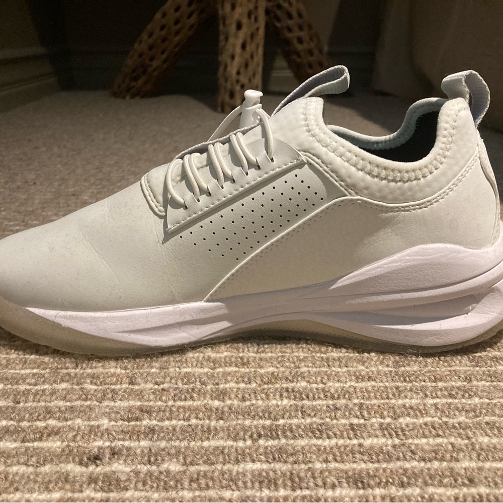 Women’s Clove Running Shoes size 8 - Extremely Comfortable Shoes
